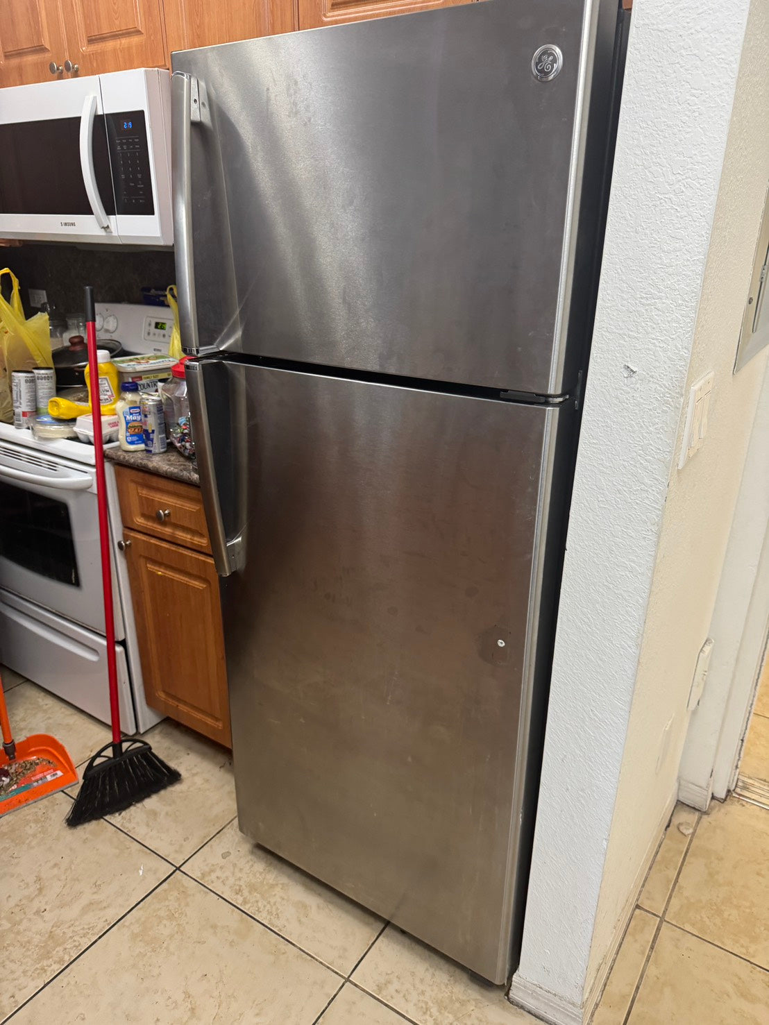 Product Sold – GE SS Top and Bottom Refrigerator (Model: GIE18GSHHRSS) 🧊 Product Sold – GE SS Top and Bottom Refrigerator (Model: GIE18GSHHRSS) 🧊
